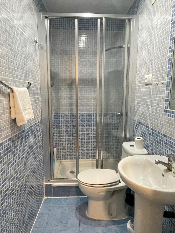 Az The Bridge Hostel - Coliving Zaragoza Bagian luar foto